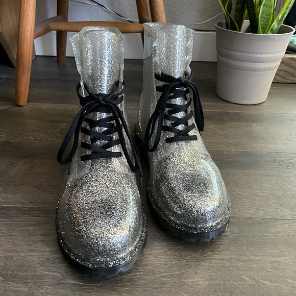 Forever21 glitter rain boot - Picture 4 of 6